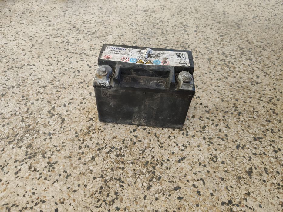 Bateria pequena start stop Volvo v40