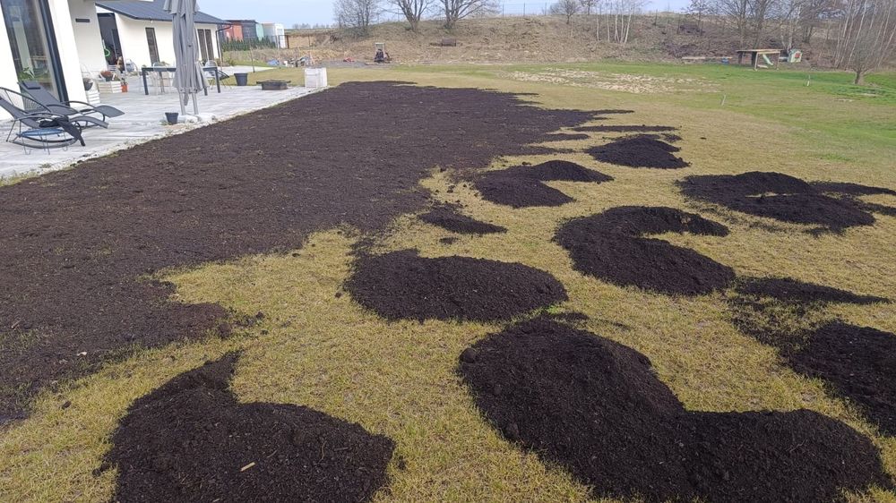 Kompost - Środek poprawiający właściwości gleby  TRANSPORT