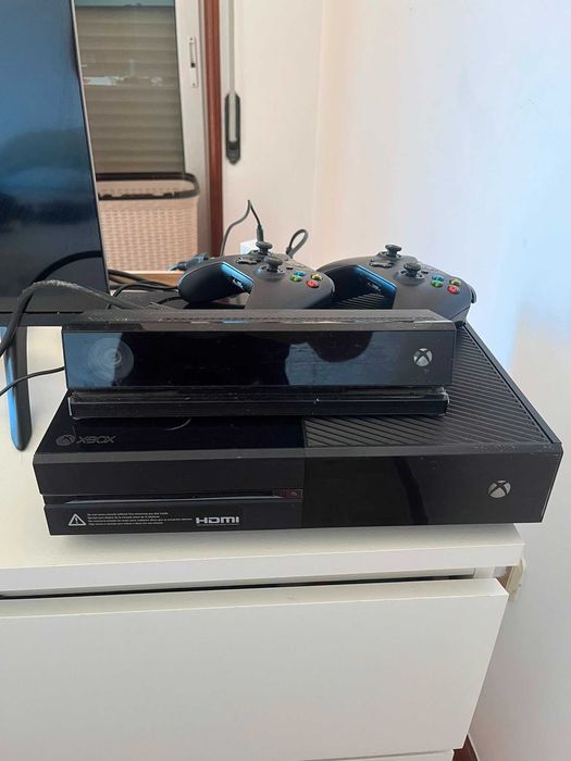 Xbox One 500GB com Kinect
