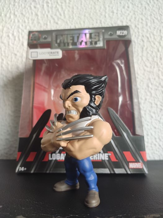 Figura metalica de Wolverine