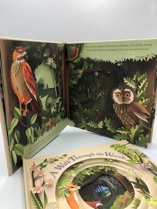Інтерактивна книга: A Walk Through the Woods/Прогулягка лісом