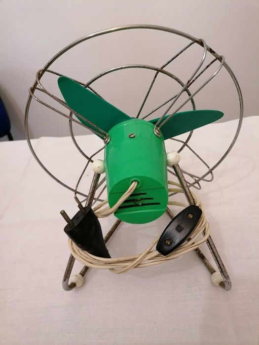 Ventoinha antiga a funcionar