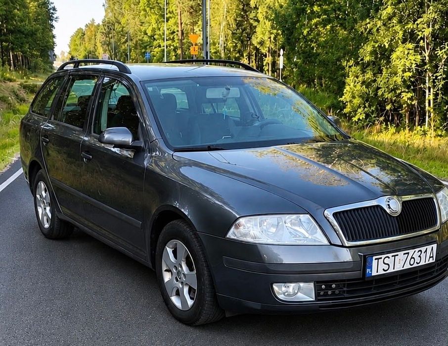 Skoda Octavia 1.8 TSI 160 KM • Climatronic • Grzane fotele • Zadbana