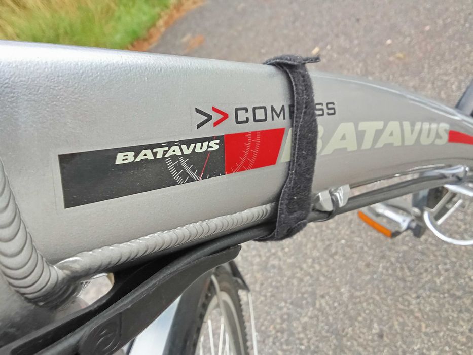 Rower turystyczny .miejski . 28 koła , aluminium .  Holenderka Batavus