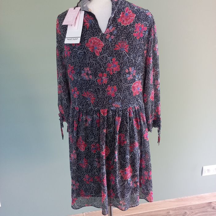 śliczna nowa sukienka -NAF NAF-rozmiar-38-m