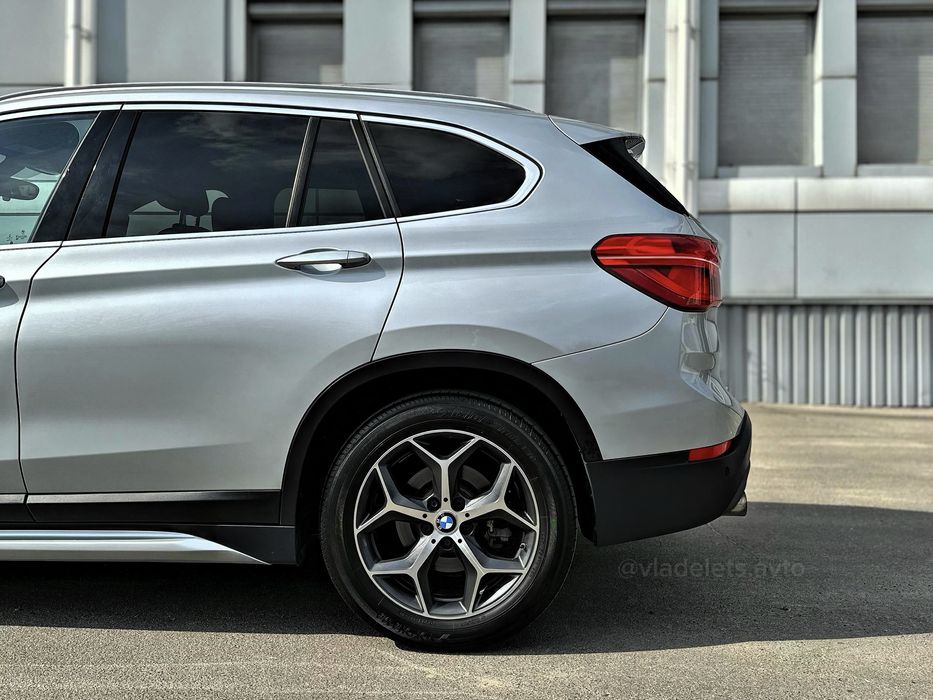 BMW X1 28i • 2016 • 2.0 бензин (B46) • Панорама • Полный привод xDrive