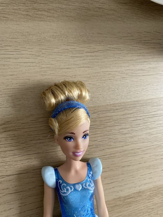 Cinderela boneca nova sem caixa