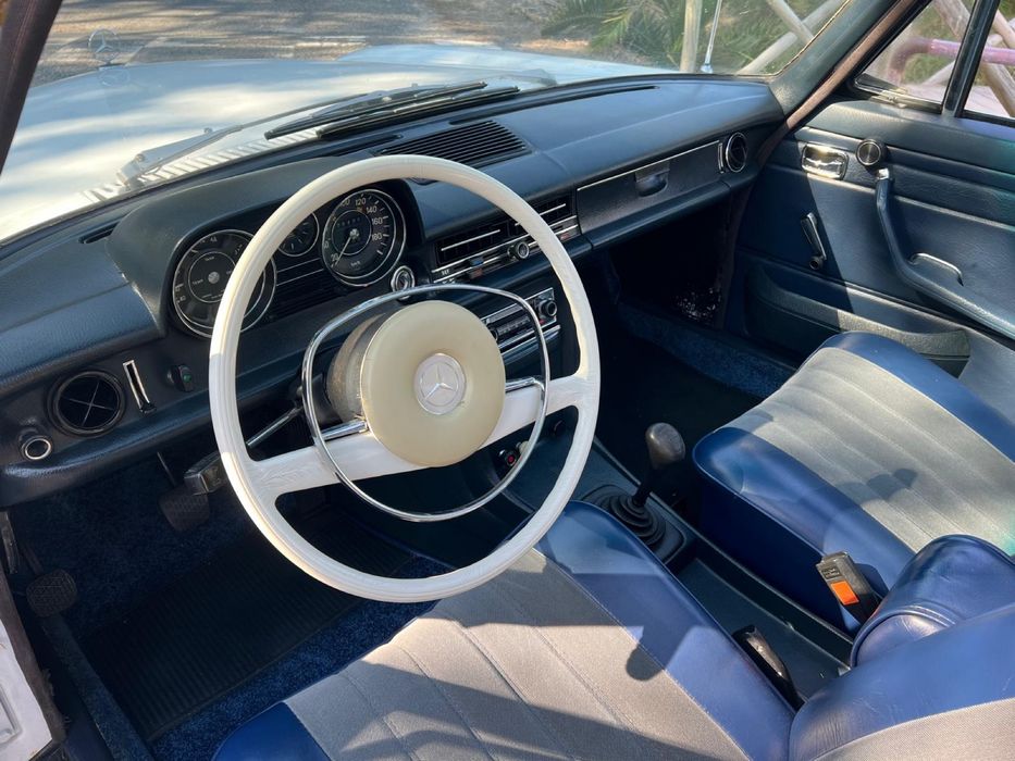 Mercedes Benz 220/8 W115 Gasolina Nacional