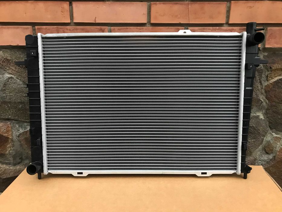Радиатор Hyundai Tucson Kia Sportage 2.0 CRDI (04-10)
