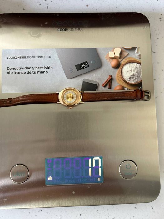 Продам часы золото