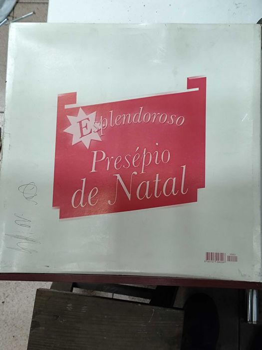 Presépio de Natal em estanho  - 24 Peças