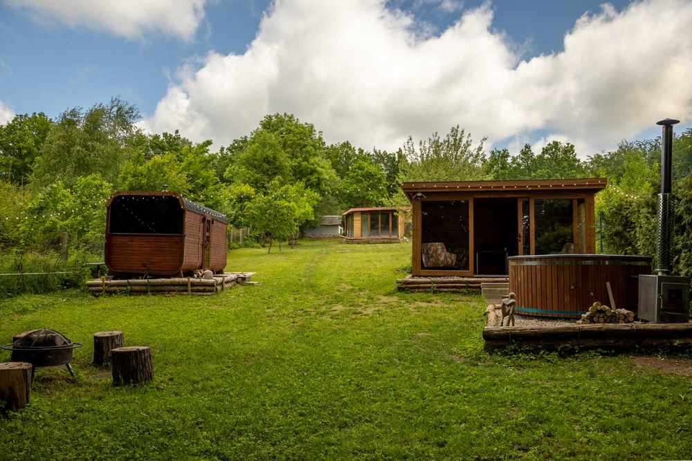 Domek "Przy Lesie SPA". 100 metrów od jeziora SAUNA BANIA JACUZZI