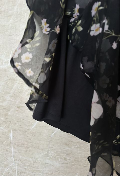 Czarna lejąca spódnica w kwiaty vero moda S 36