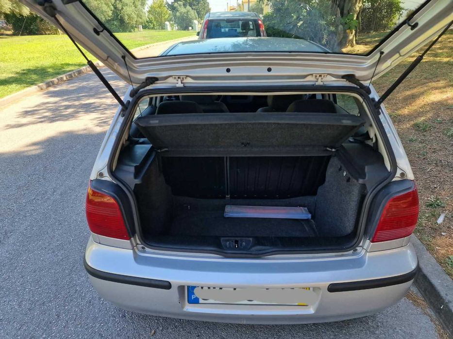 VW Polo 1.0 mpi c/ AC - económico e fiável