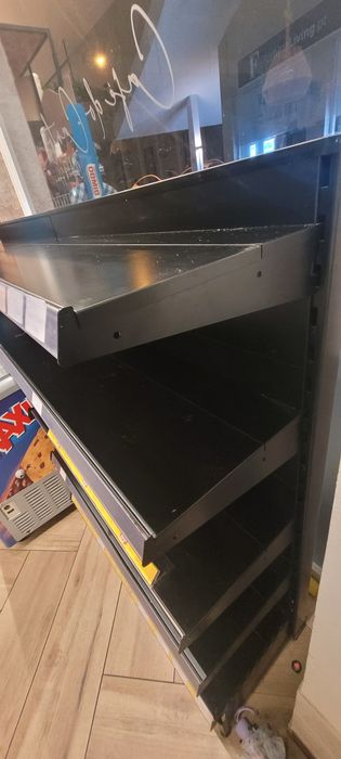 Prateleira supermercado