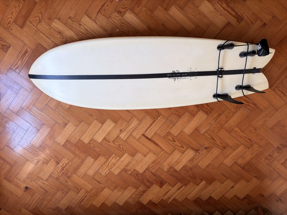 Surfboard 5.8ft fishtail summer board