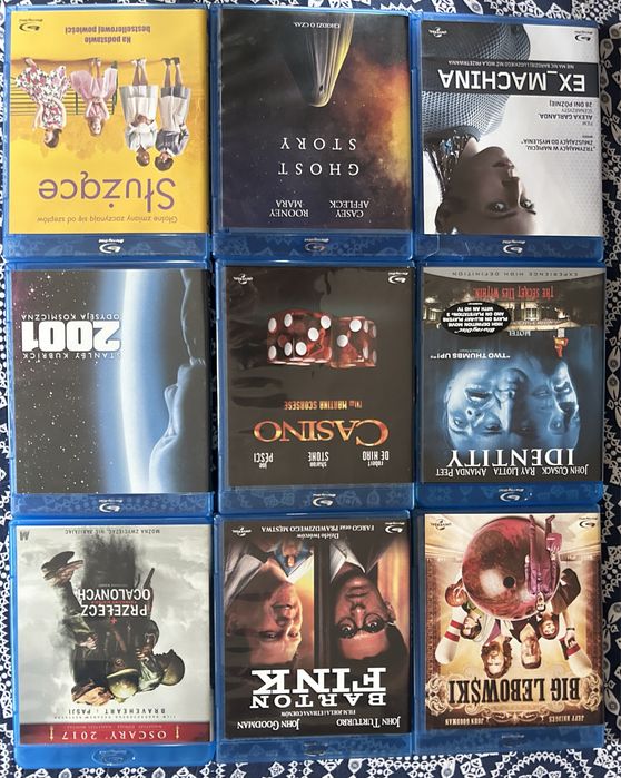Filmy blu ray, 33 sztuki