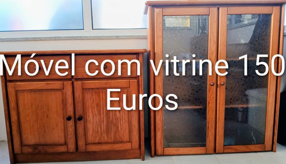 Móveis de madeira