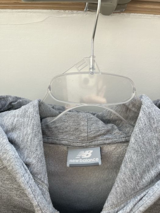 Szara bluza New Balance