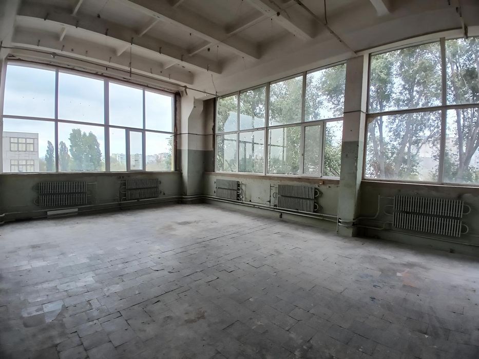 Производство 105м2, отпаливается