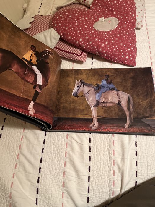 Livro Cavalos edicoes inapa