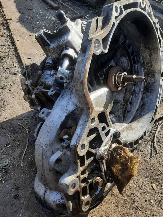 Коробка Шевролет Лачетти 1.6