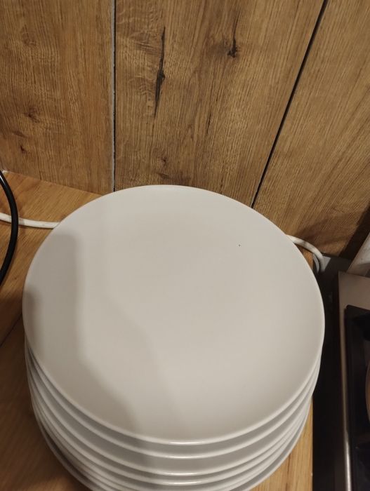 Talerze Ikea obiadowe 7 sztuk