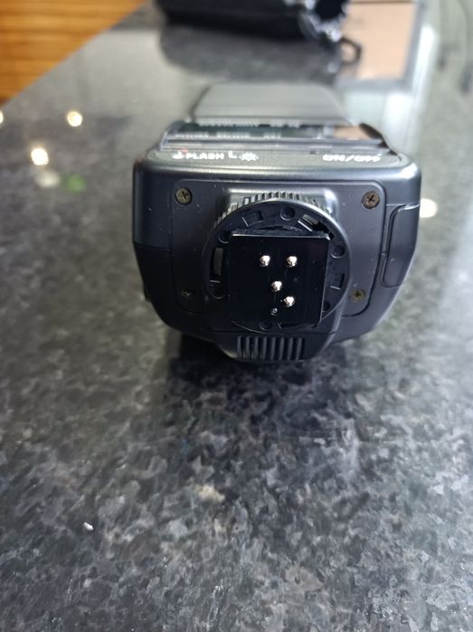 Nikon Speedlight SB-28