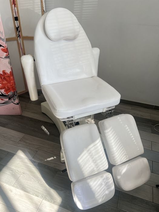Крісло для педикюру , косметологічне