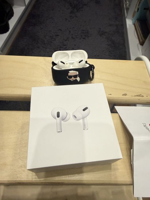 Навушники Apple AirPods Pro 3