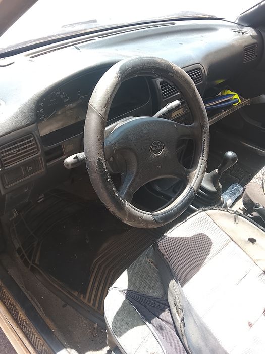 nissan sunny 1.7