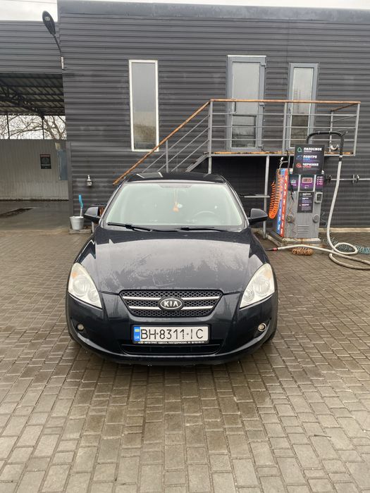 Продам Kia Ceed 1.6 бенз автомат