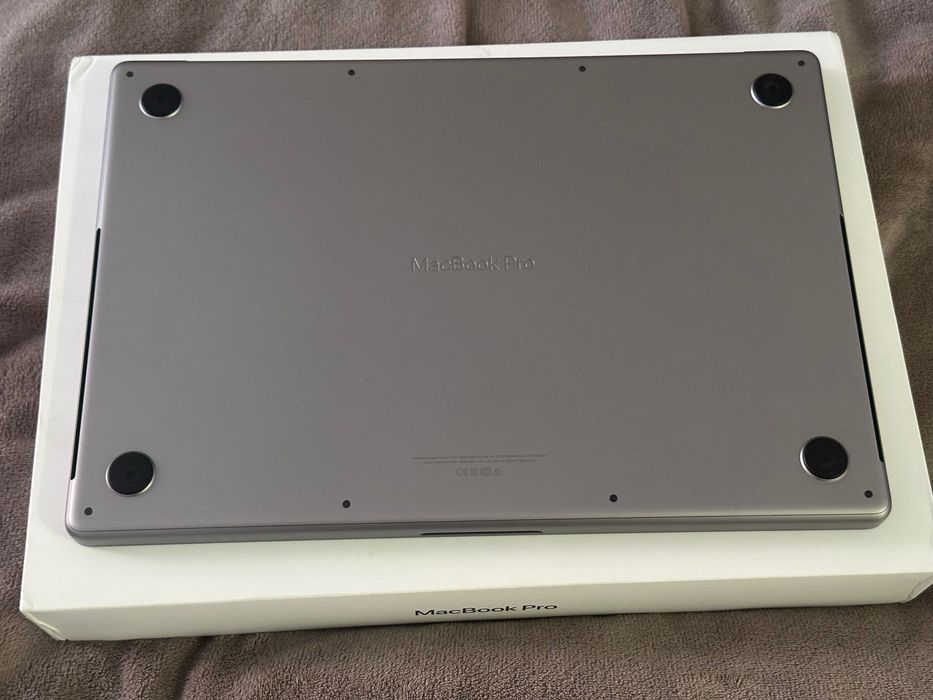 Macbook Pro 16 M1 Pro 16gb/512gb 94% A2485