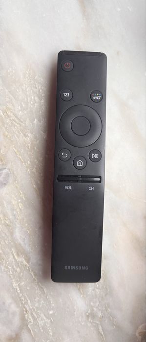 Samsung Crystal UHD (4K) 40”