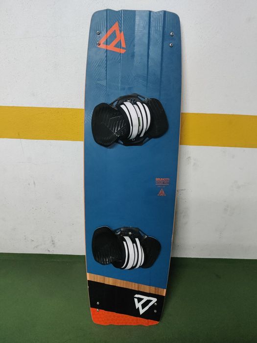 Kitesurf Brunotti Youri ZOON PRO 140X42 prancha