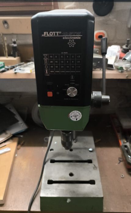 Flott stw10 wiertarka stołowa