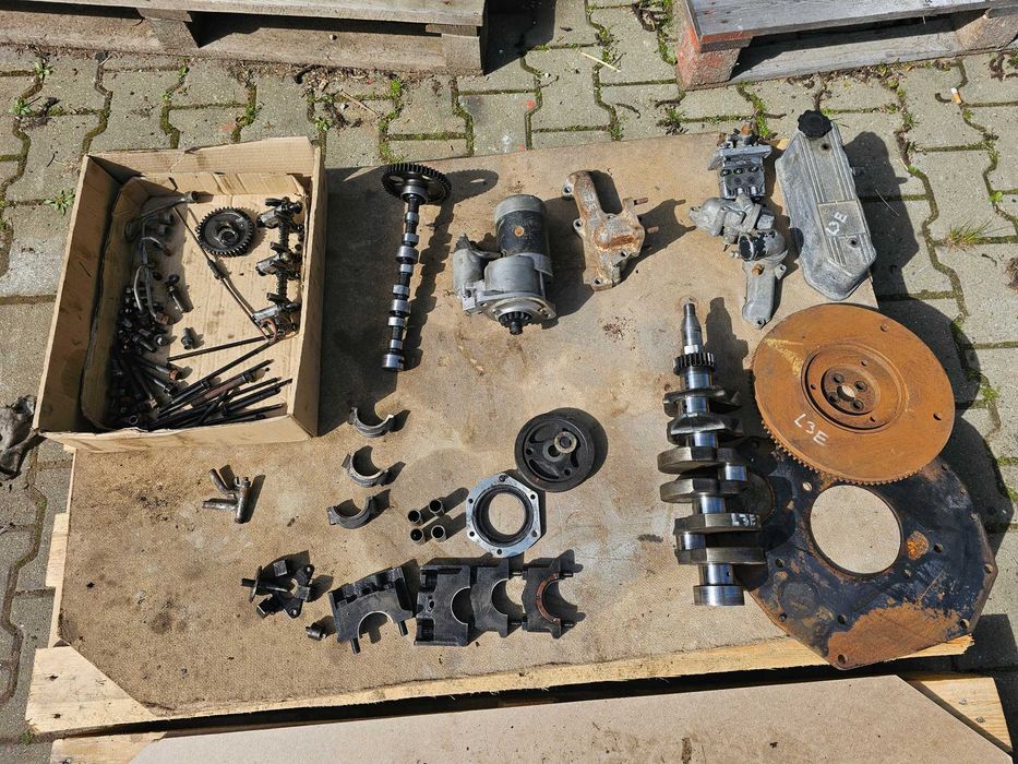 Na części Silnik Perkins KD 103-10, Mitsubishi L3E, Yanmar 3TNA72 Kubota 1505 1105 1503