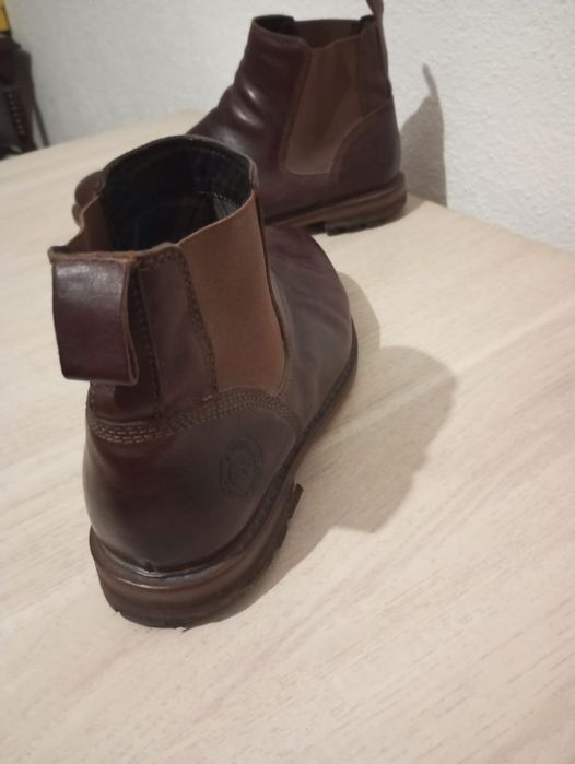 Botas KNGRS Tamanho 40