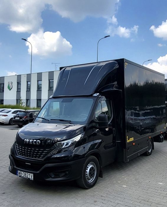 Przewóz rzeczy,  transport gabarytów, bus z windą  tanio  Warszawa