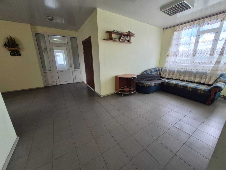 1800м2 приміщення + 30сот землі