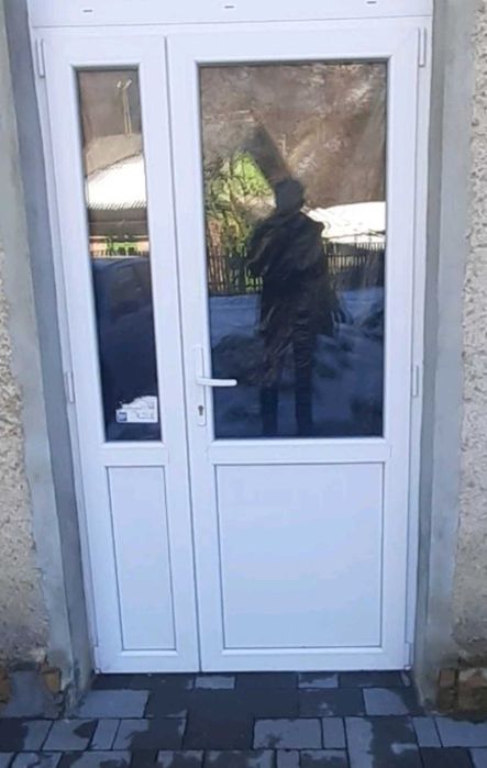 Двері вхідні, технічні та міжкімнатні металопластикові