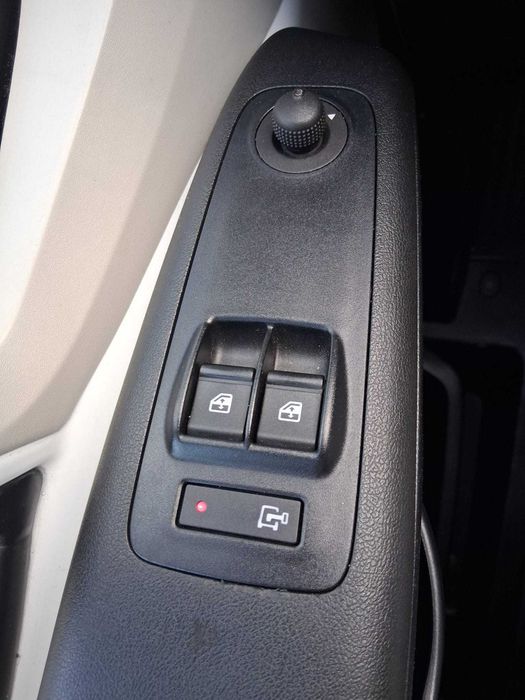 Peugeot - 2020 - A/c - iva incluido