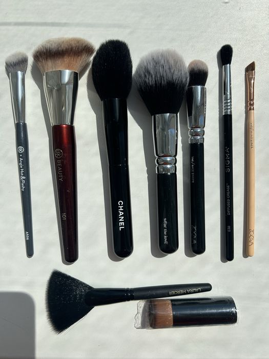 Тіні Dior, Charlotte Tilbury, Rhode