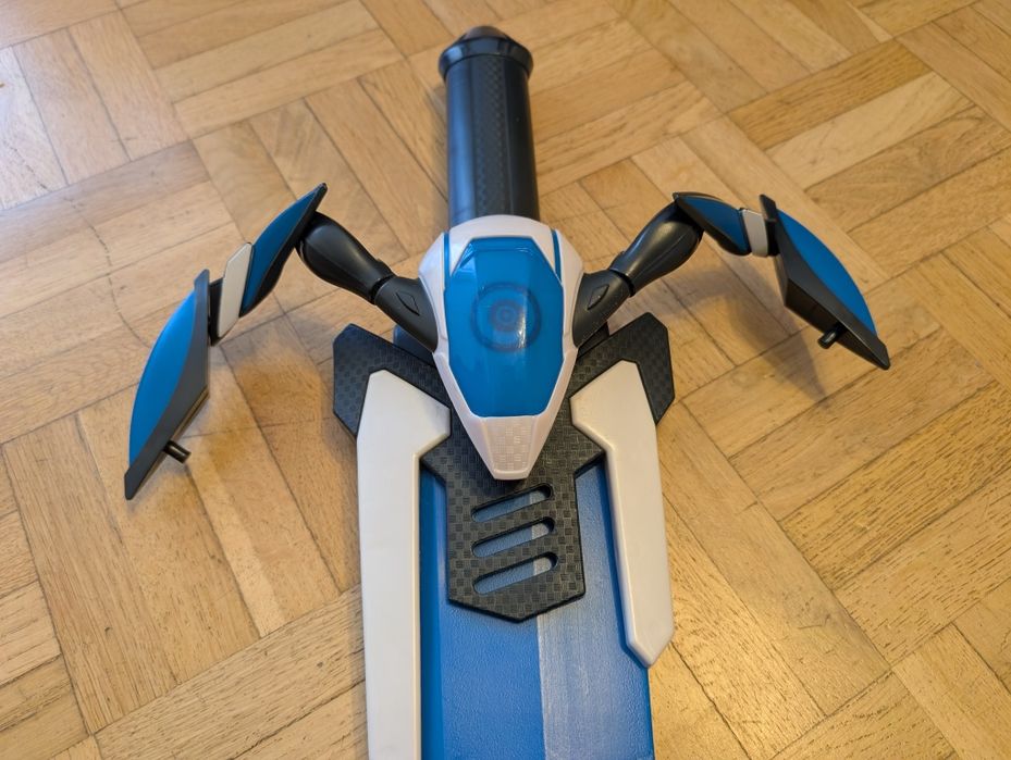 Mattel  Miecz Max Steel Świeci dla. 67 cm