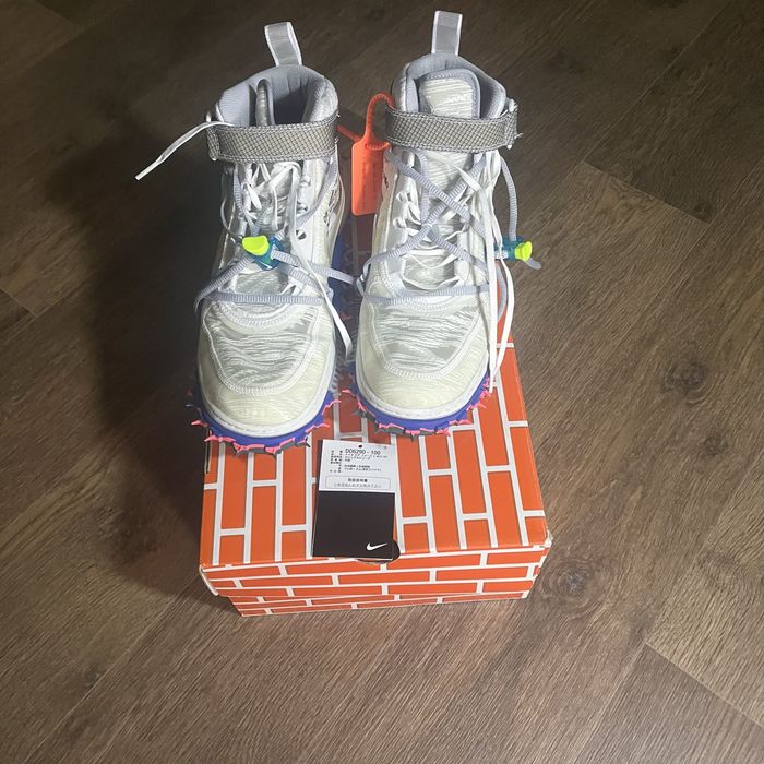 nike off whiteeee