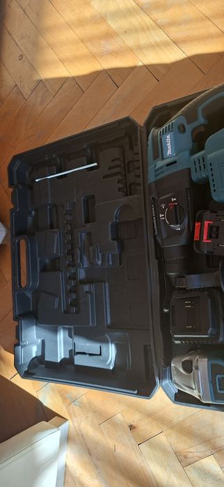 Elektronarzędzia na baterie wkrętarka szlifierka i młotowiertarka