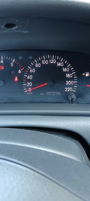 Carro Usado A Precisar de Novo Dono