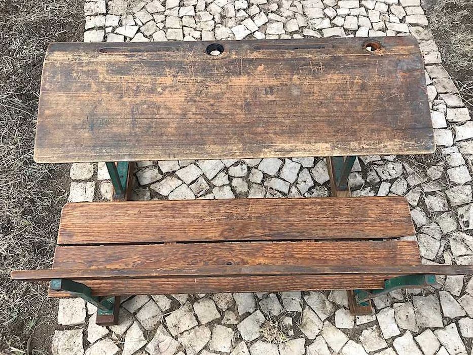 Banco da velha escola