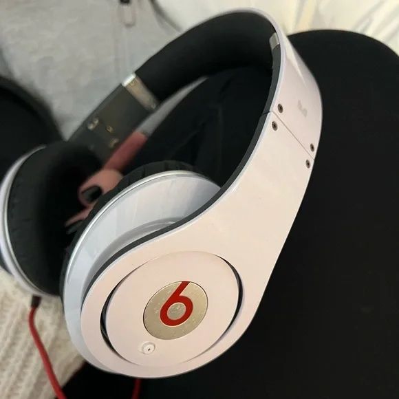 Słuchawki przewodowe Beats Solo (biały