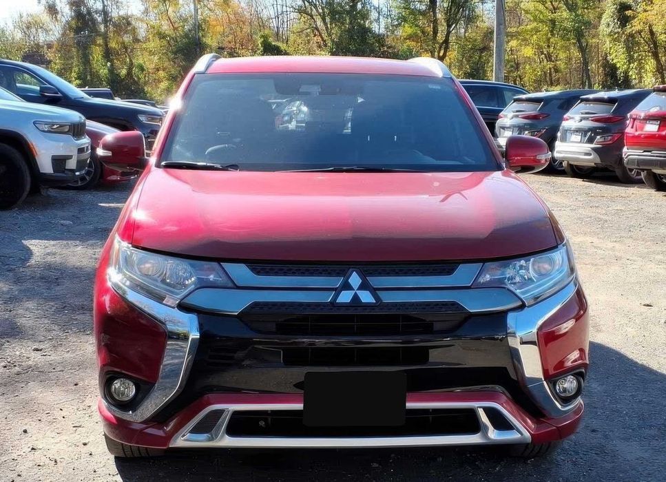 Mitsubishi Outlander PHEV SEL      2022